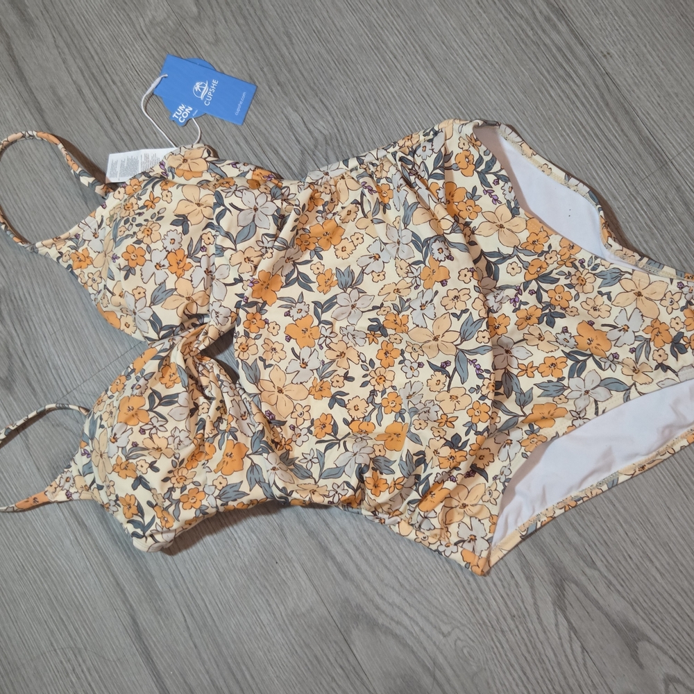 Nwt Cupshe Floral Bikini with Blue and Cream Accents - Picture 7 of 7
